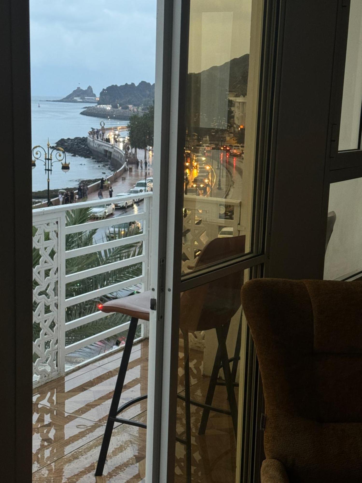 Muttrah Souq And Sea View Apartment Muscat Luaran gambar
